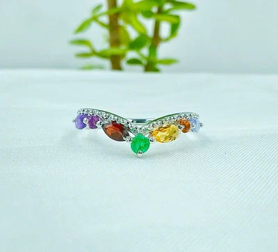 Grüner Smaragd & Granat Edelstein Ring, 925 Silber Chevron Ring,... - Bild 1 von 4