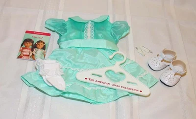Muñeca American Girl EMILY BENNETT Conjunto Recital Vestido Retirado Raro LEER POR FAVOR Foto 1 de 2