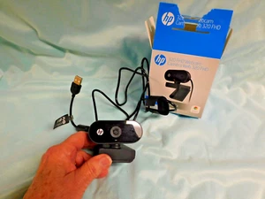 HP WEBCAM 320 FHD 1080P 66DEGREE WIDE ANGLE NEW OPEN BOX SWIVEL & MICROPHONE - Picture 1 of 4
