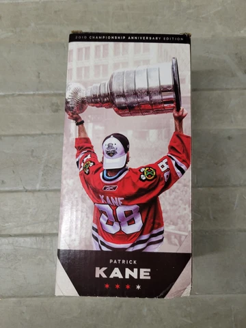 Rare 2010 Stanley Cup Champion Blackhawks Patrick Kane Hockey Bobblehead BUS NIB Cover
