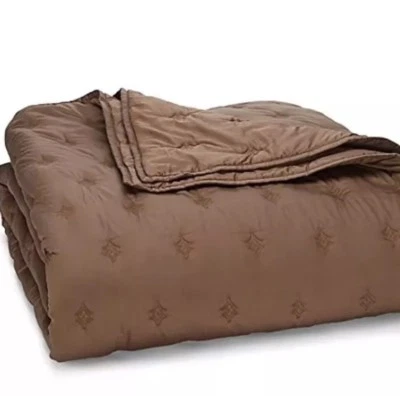 Bloomingdale's 1872 年 Pascale Queen 绗缝床罩 + 两个 Euro Shams!全新! — 第 1/4 张图片