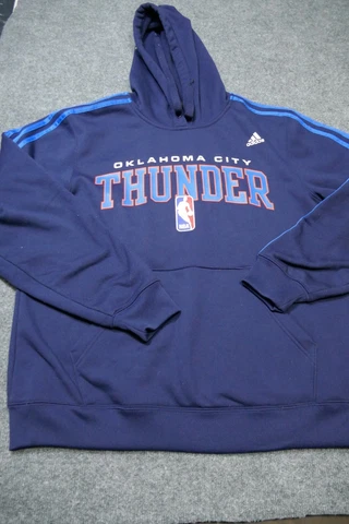 Oklahoma City Thunder Hoodie Adult Medium Blue Adidas Sweatshirt NBA Casual Mens Cover