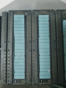 PLC Siemens SIMATIC s7 300 6ES7 322-1BL00-0AA0 Digital Output - Foto 1 di 2