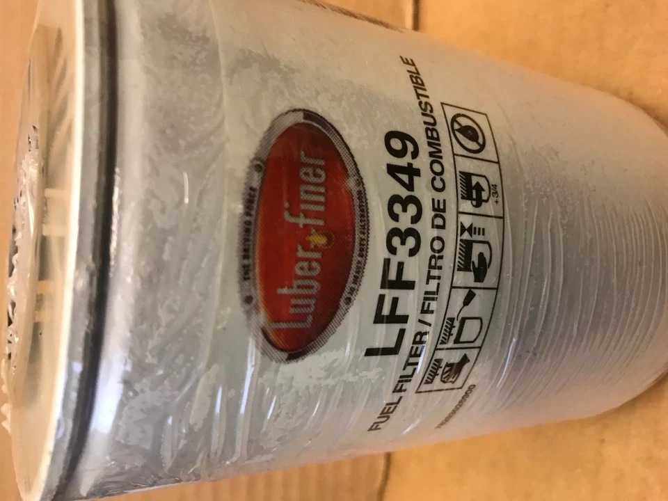 UN FILTRO DE COMBUSTIBLE GENUINO OEM LUBER FINER LFF3349  Foto 1 de 4