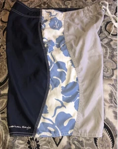 American Eagle Outfitters ~Men Size 33~Floral Board Shorts Blue -Swim Trunks EUC - Picture 1 of 3