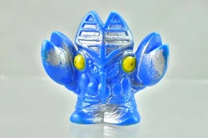Ultraman Godzilla Monster Kaiju Alien Baltan Blue Gashapon Finger Puppet - Picture 1 of 2