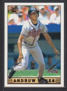 1999 PACIFIC CROWN COLLECTION RUBY RED RETAIL FOIL PARALLEL #24 ANDRUW JONES SP