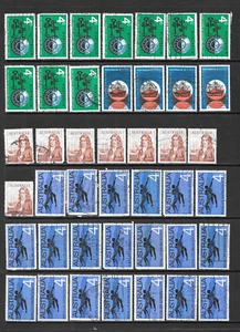 AUSTRALIA  - STOCK LOT  - 3.5 DISPLAY PAGES - USED ISSUES - EARLY 1960's - Picture 1 of 4