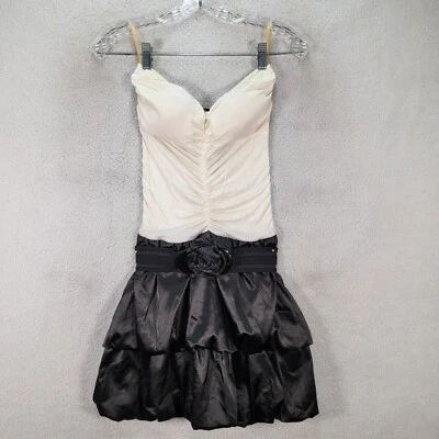 Vestido Love Culture para mujer talla S marfil sin tirantes acanalado con cinturón Y2K ajuste N acampanado Foto 1 de 4