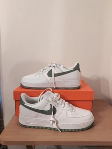 Nike Air Force 1 '07 SE Next Nature Sail Oil Green W 11 M 9.5 DV3808-106 - Picture 1 of 5