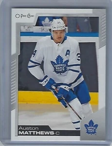 2020-21 O-Pee-Chee #127 Auston Matthews - Picture 1 of 2