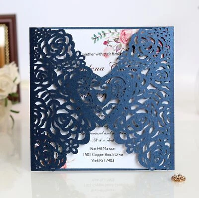 100x Juegos de invitación de boda huecos cortados con láser con tarjeta interior en blanco y sobre Foto 1 de 4
