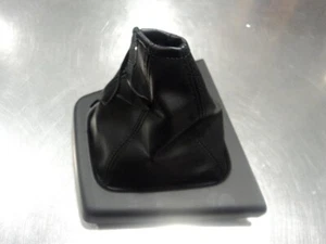 Mazda Genuine Rx-7 86-88 Interior Shifter Boot & Bezel Trim 5-Speed FD3S OEM - Picture 1 of 4