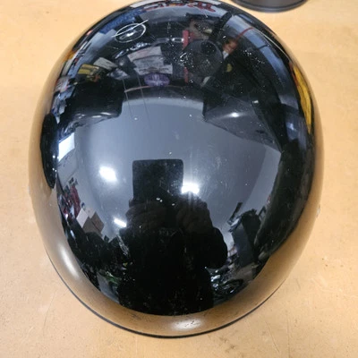 Medio casco de motocicleta Harley Tong Ho Hsing U-67 aprobado por el DOT pequeño pequeño S Foto 1 de 4