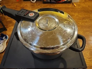 Innova Pressure Cooker 6 Quart Stainless Steel Model Gasket Basket Jiggler - Picture 1 of 12