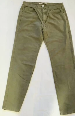 VESTIDO/PANTALONES INFORMALES CUTTER & BUCK PIERNA RECTA FRENTE PLANO Foto 1 de 4