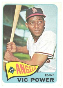 1965 Topps - Vic Power (#442)  Angels  VG