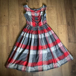 Vintage 50er Jahre Tartan grau und rot kariert Baumwolle Schleife Tage Sommerkleid - Bild 1 von 7