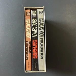 Isaac Asimov The Foundation Trilogy Science Fiction Paperback Book Box Set - Imagen 1 de 12