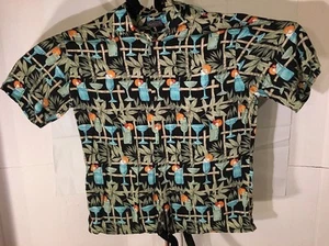 Van Heusen 100% Rayon Man SIZE XL Hawaiian Tropical Print - Picture 1 of 6