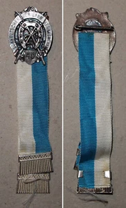 Insignia con bucles 40 J. membresía Asociación de cocheros-auxiliares de salario Múnich - Imagen 1 de 2