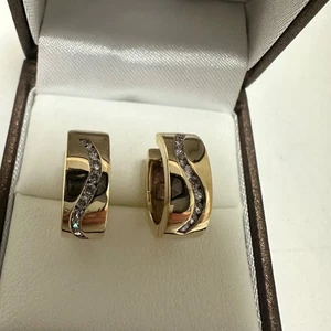 9ct Yellow Gold CZ Huggie Earrings 6.1 grams - Picture 1 of 3