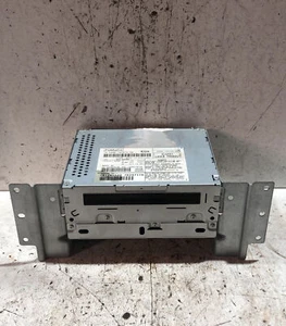AUTORADIO PER LAND ROVER Freelander 2° Serie 6G9N-14C230-NG (03>06) - Foto 1 di 3