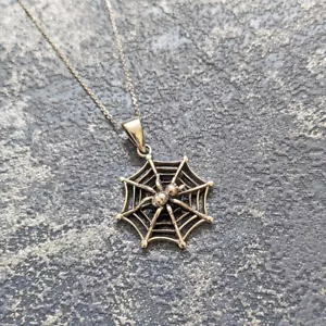 Solid 925 Sterling Silver Spider on Spiders Web Pendant Necklace - Picture 1 of 4
