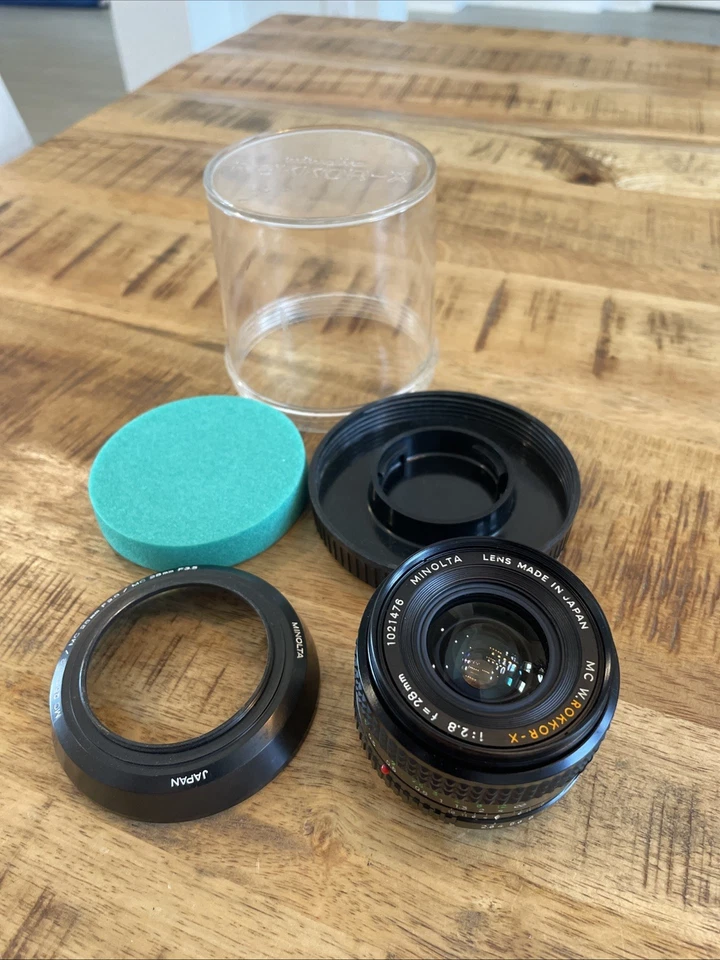 Minolta MC W.Rokkor-X 28mm 2.8 Lens 1021476 & VINTAGE Case READ! - Image 1 of 4