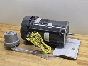 Weg AC Motor 00236XT3E56HC, 2 HP, 3450 RPM, 208-230/460VAC, 60Hz, 3Ph, 56HC - Imagen 1 de 10