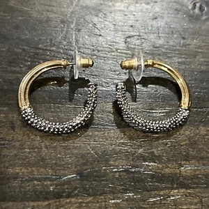 NEW~Ladies DY Dot Design Hoop Earring~Two Tone~Post Back Earring~Designer Look - Picture 1 of 5