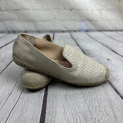 Alpargata plana Vince Camuto para mujer Darma2 punta cuadrada talla 8 tostada Foto 1 de 4