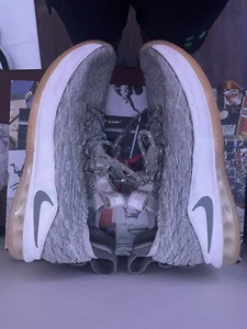 Size 12 - Nike LeBron 15 Low Light Bone 2018 - Picture 1 of 3