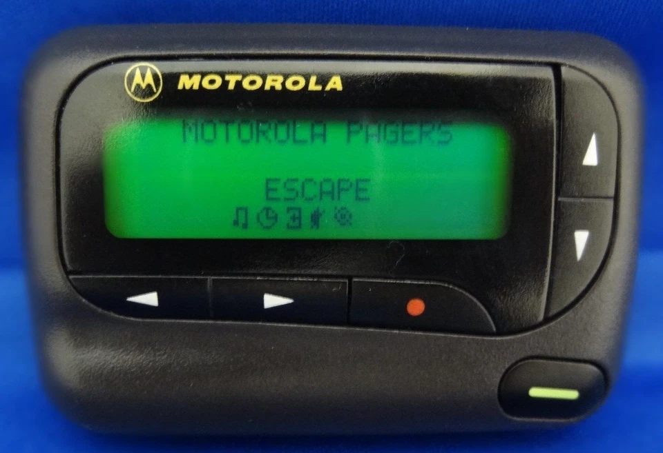 1-MOTOROLA ADVISOR GOLD POCSAG 512,1200,2400 BAUD GREAT FOR FIRE, EMS,SPORTS ETC - Image 1 of 1
