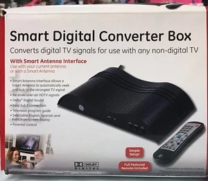 GE Audio / Video Digital to Analog TV Converter + Remote, almost mint condtion - Picture 1 of 5
