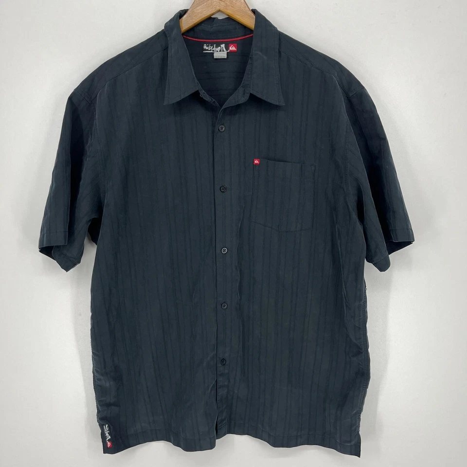 Quiksilver Short Sleeve Button Shirt Men's XL Black Striped Pocket Logo Vtg Y2K - Image 1 of 4
