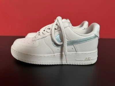 Nike Air Force 1 Low Gr. 38,5 rosa silber /  Pink Sherpa - Bild 1 von 4