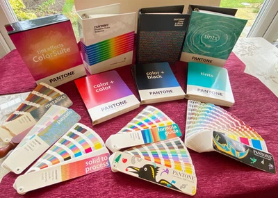 Amazing Set of 12 Pantone Colour Guides & Selectors for Designers & Printers - Image 1 of 4