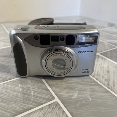 Praktica 900 AF Camera 38-90 mm Zoom Tested and Working With Case - Image 1 of 4
