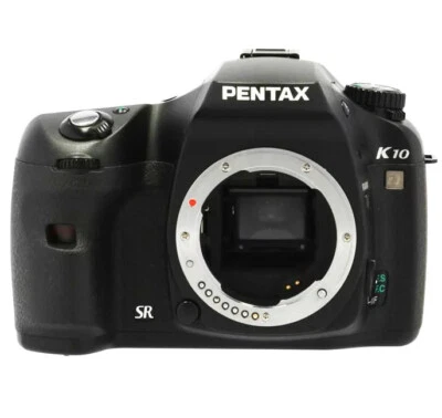 PENTAX Ricoh K10D SLR Digital Camera - Image 1 of 4
