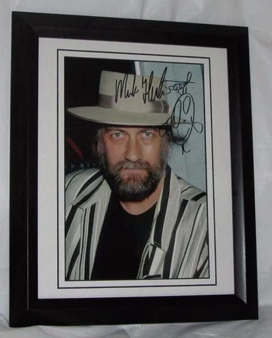 A822MF MICK FLEETWOOD SIGNED FLEETWOOD MAC' FRAMED AUTHENTIC AUTOGRAPH GUARANTEE Cover