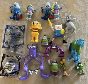Lot Of 16 Toys Kids Happy Meal Disney McDonald’s Adventure Time Smurfs - Picture 1 of 8