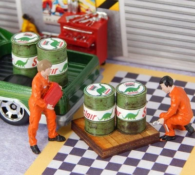 1/64 Diorama Display 55 Gal SINCLAIR Oil 4 Drums, Wood Pallet S Scale Accessory - Image 1 of 4