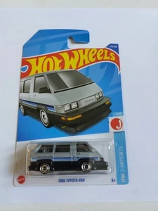Hot Wheels Long Card Toyota Hiace - Picture 1 of 1