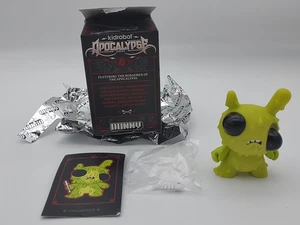 Kidrobot 2012 Dunny Apocalypse Chris Ryniak Meltdown 3" Figure 2/16 - Picture 1 of 7