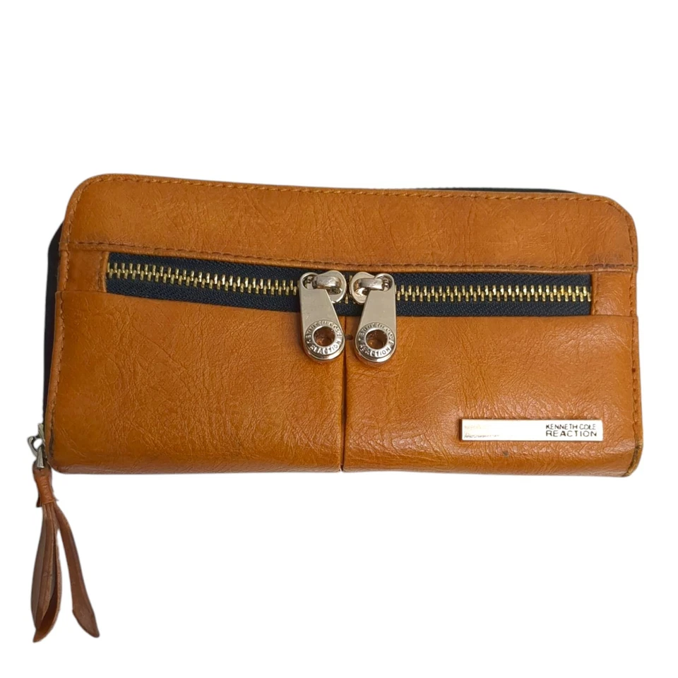 Muñequera Kenneth Cole Reaction de cuero marrón con cremalleras interiores de piel de serpiente Foto 1 de 4