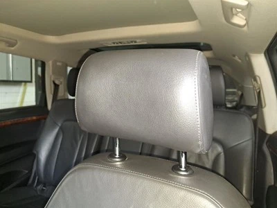 Reposacabezas delantero lado conductor Lh 2013 Q7 Audi Sku#4082403 Foto 1 de 4