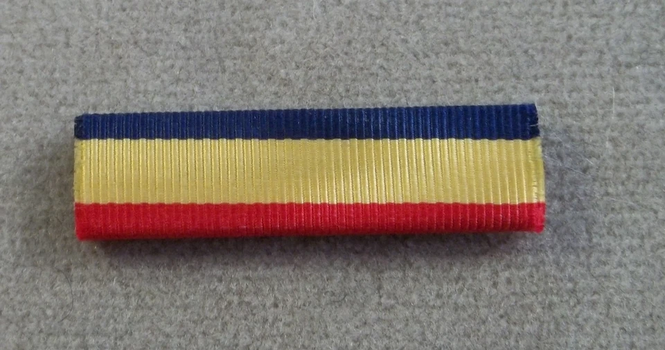 Cinta de la Marina de los Estados Unidos Citación de la Unidad Presidencial Foto 1 de 1