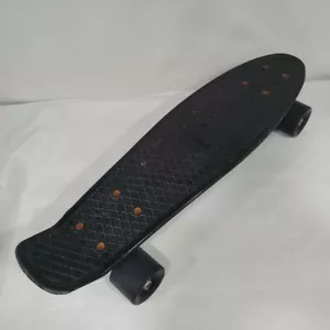 Chicago Brand Vintage Black Plastic Skateboard Wheels Spin Freely 21.5" Long - Picture 1 of 22