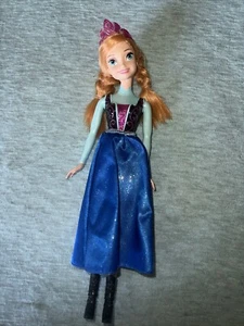 Muñeca Frozen Anna Vestido Con Tiara 2012 Hasbro Disney Princesa Excelente Estado - Imagen 1 de 4